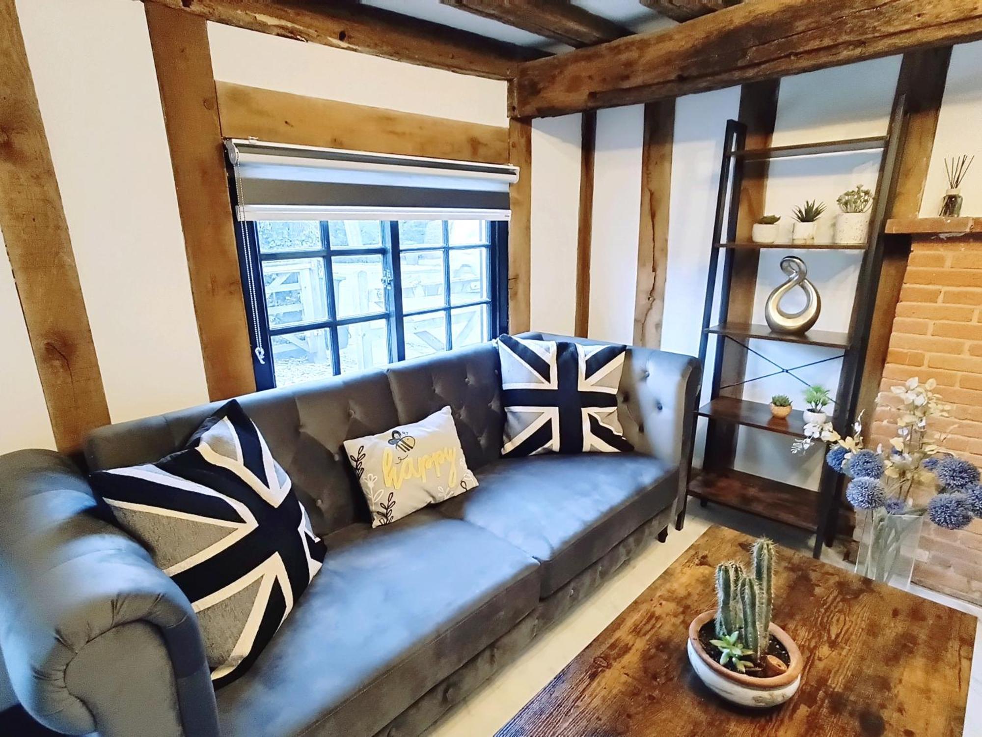 Stansted Airport Cottage Bishop’s Stortford Exterior foto